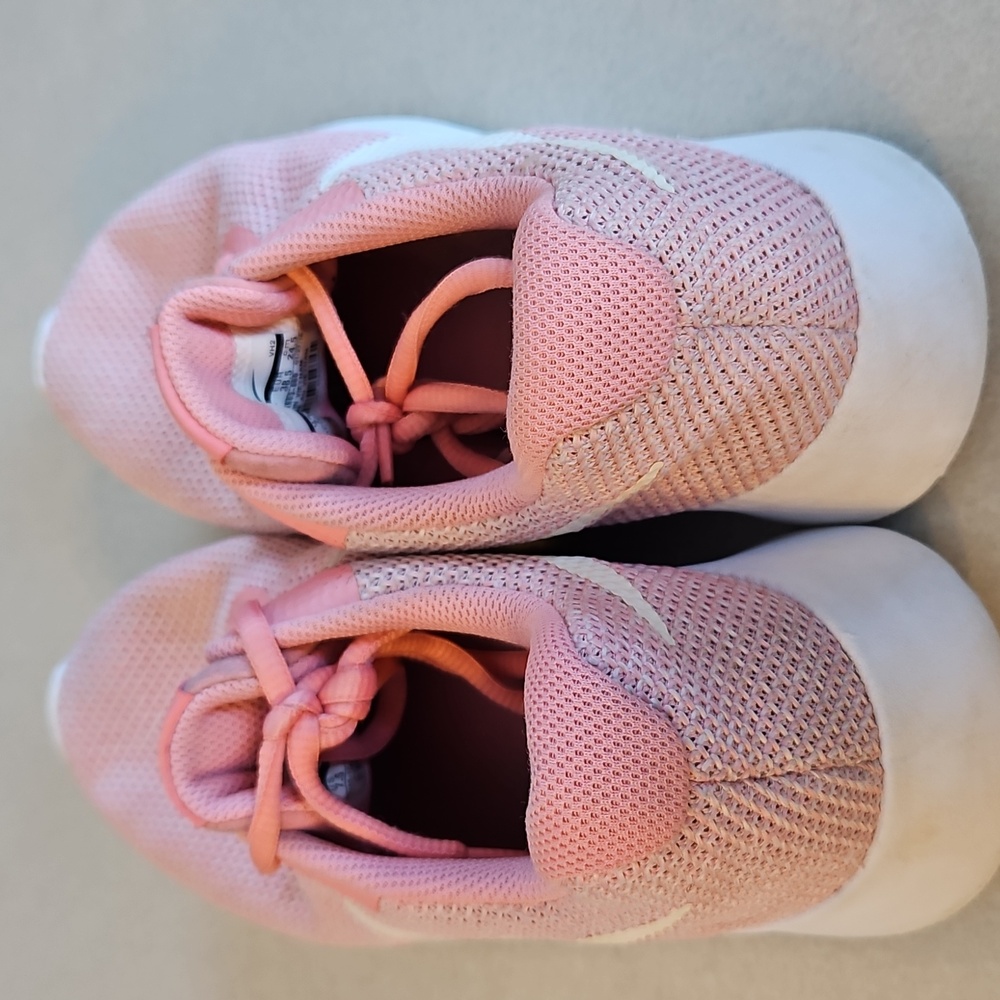 Nike Pink Shoes - Picture 5 of 13